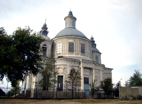 Свято-Успенский храм поселка Осиново
